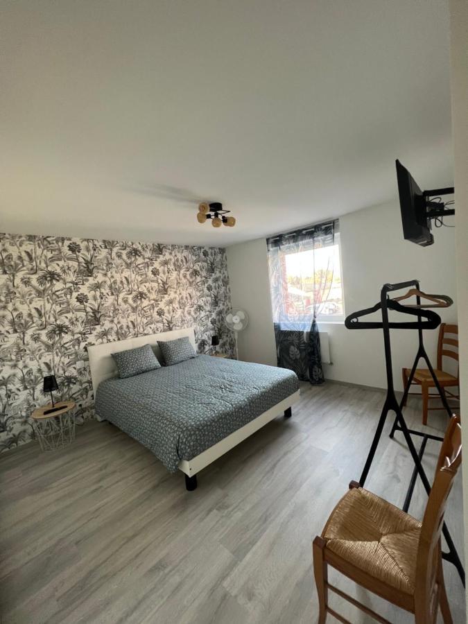 Hotel Le Sejour Qu'On M Le Cateau-Cambresis Zewnętrze zdjęcie
